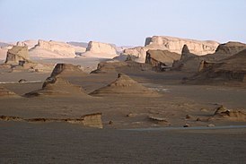 275px-Sand_castles_-_Dasht-e_Lut_desert_-_Kerman.JPG